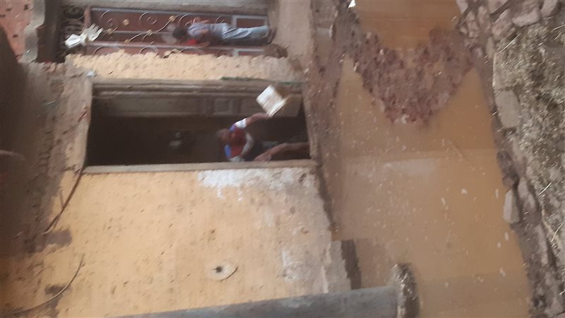جانب من واقعة تسرب المياه 
