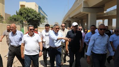 محافظ الجيزة يتفقد أعمال التطوير بمحيط مستشفى بولاق الدكرور ومحطة مترو الجامعة