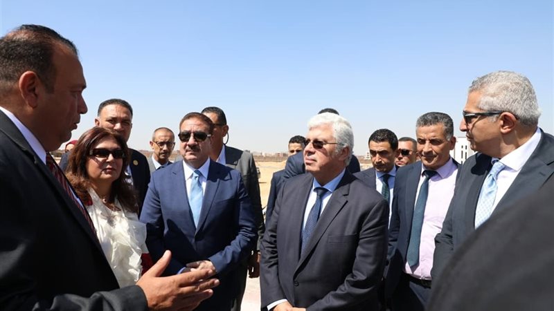 وزير التعليم العالي 