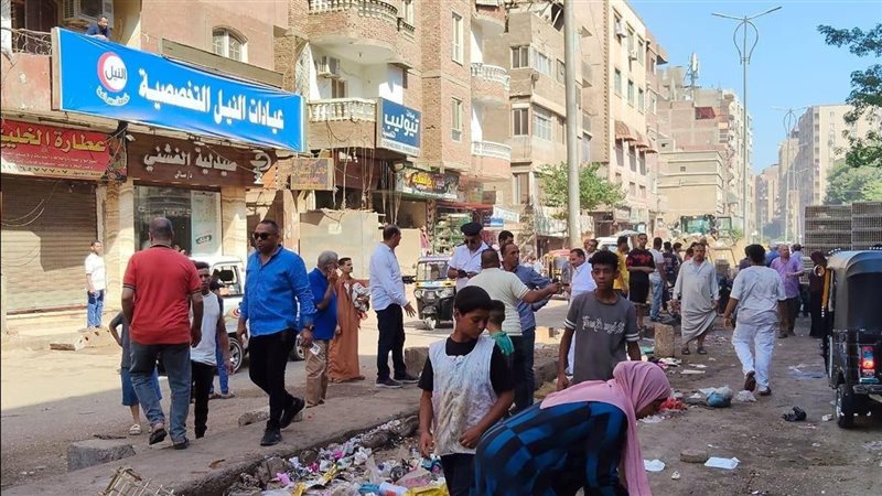 رفع الاشغالات والتعديات من الطريق العام بالجيزة