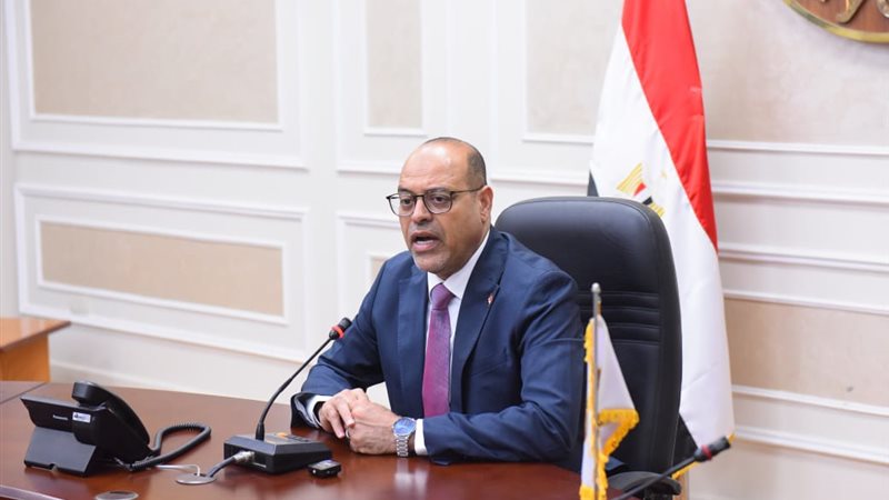 وزير العمل