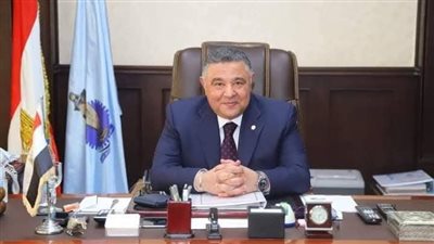 محافظ البحر الأحمر: تغريم سيارتين 100 ألف جنيه بسفاجا لإلقائهما مخلفات صرف صحي