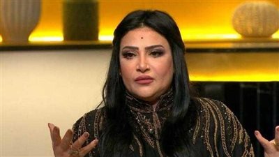 أول تعليق من بدرية طلبة على حالتها الصحية بعد عملية جراحية في عينها