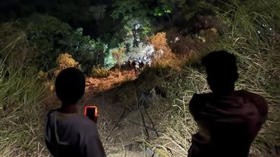 سقوط من ارتفاع 300 متر يودي بحياة 15 سائحًا بسريلانكا