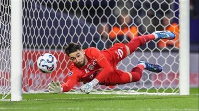 الهلال يحسم صفقة الحارس الفرنسي باتويليه لدعم صفوفه.. تفاصيل 
