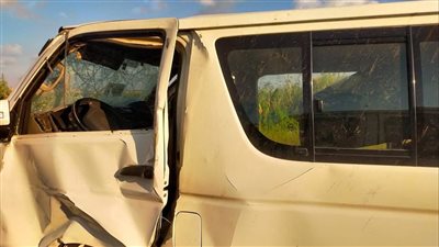 وفاة مصاب في حادث تصادم سيارتين بطريق برقاش في منشأة القناطر