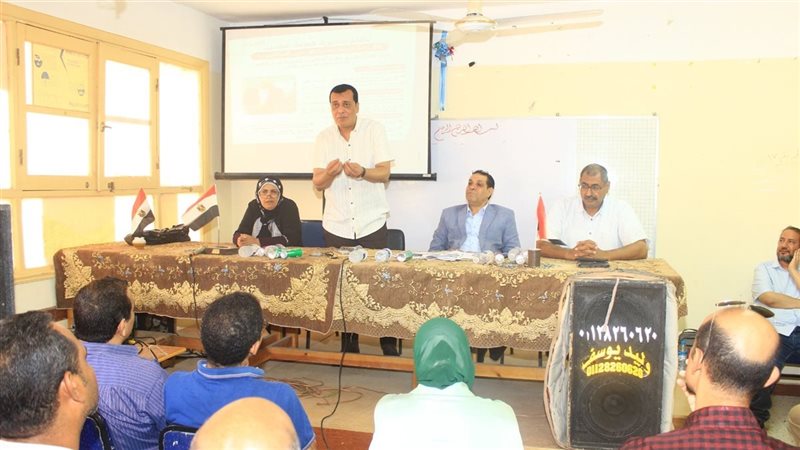 جانب من الندوة 