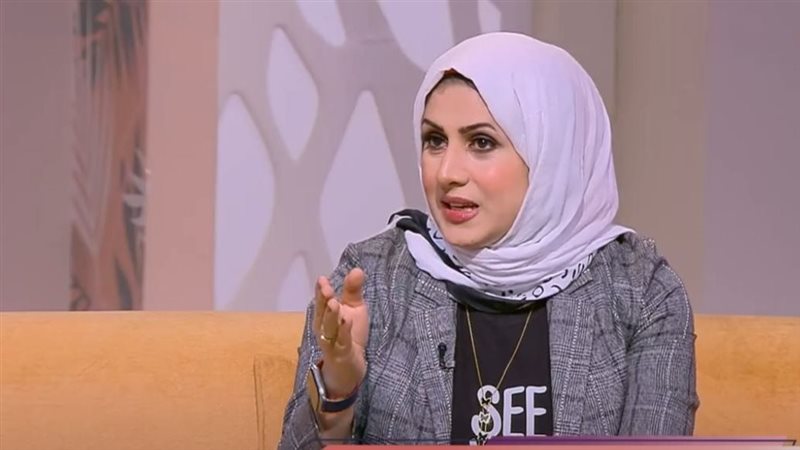 الكاتبة هدى سالم استشاري العلاقات الزوجية