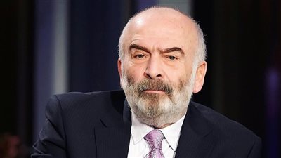 عمرو ياسين يهاجم سلوم حداد: «تصريحاتك سقطة في تاريخك»