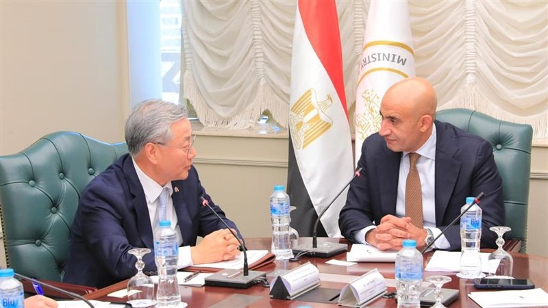 وزير التربية والتعليم وسفير جمهورية كوريا الجنوبية بالقاهرة