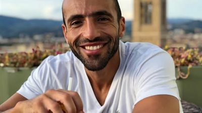 تشييع جثمان المطرب الشاب عمرو ستين من مسجد الشرطة اليوم