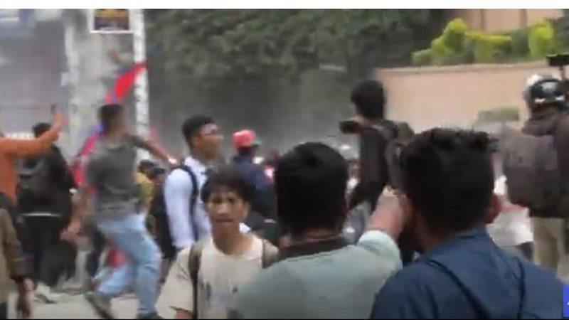  ماذا يحدث في نيبال؟