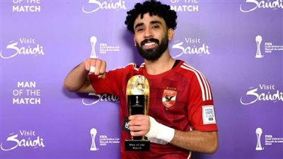 الأهلي يجدد عقد مروان عطية نجم خط وسط الفريق قبل عودة الدوري | خاص