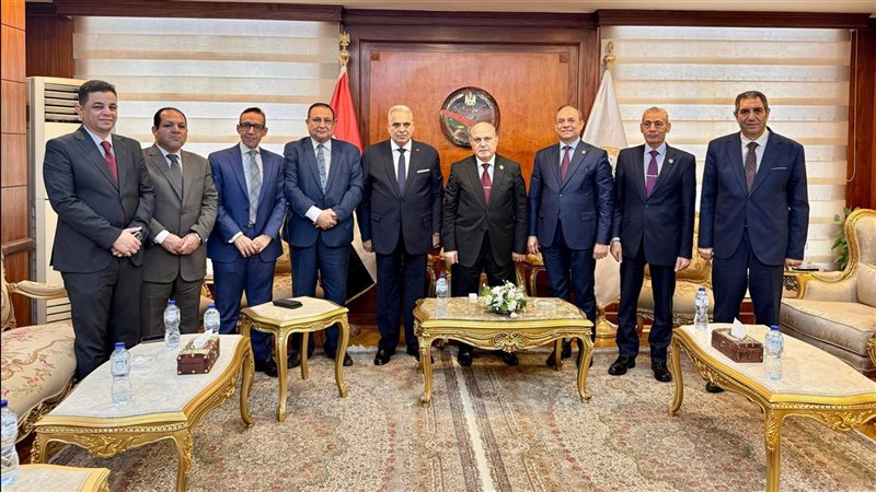 جانب من الزيارة