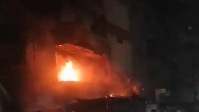 السيطرة على حريق داخل مدرسة خاصة بالطالبية.. اشتعال كرفانين دون إصابات