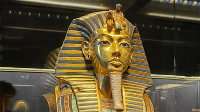 تمهيداً لافتتاحه.. غلق قاعة توت عنخ آمون بالمتحف المصري لنقل آخر مقتنياتها إلى المتحف الكبير