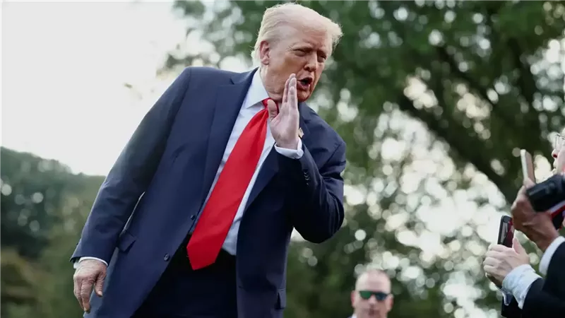 الرئيس الأمريكي دونالد ترامب 