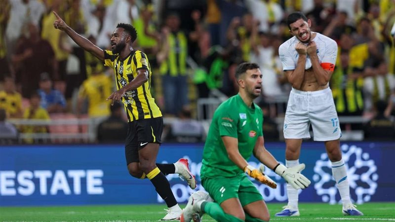 الفتح ضد اتحاد جدة