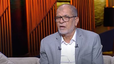  مدينة المحلة تودّع «الجناح الطائر».. وفاة عمر عبد الله أسطورة غزل المحلة
