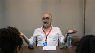 السينوغراف عمرو عبد الله يقدم ماستر كلاس على هامش 