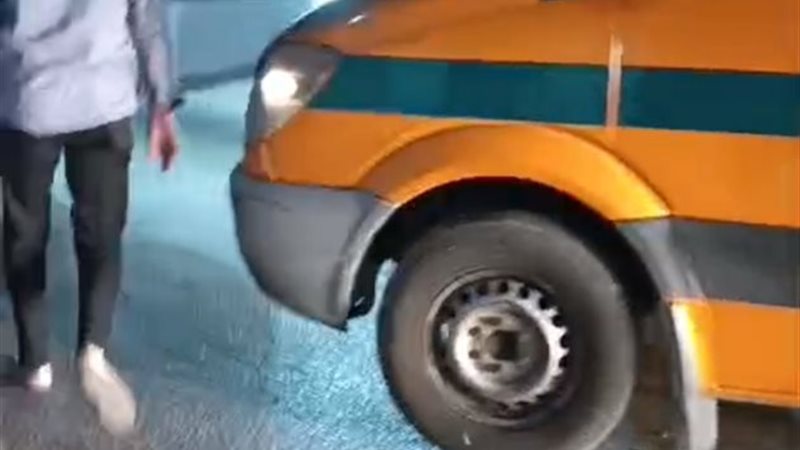 عربة إسعاف