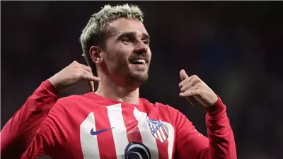 جريزمان يقرر البقاء مع أتلتيكو مدريد ويؤجل انتقاله للدوري الأمريكي