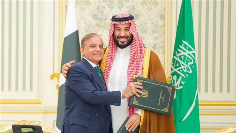 ولي العهد السعودي ورئيس الوزراء الباكستاني