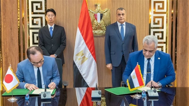 توقيع مذكرة تفاهم لإنشاء محطات توليد المياه