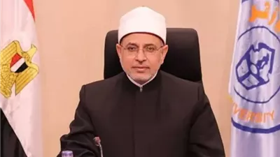 لماذا تُذكر الظُلُمات جمع والنور مفرد في القرآن الكريم؟.. رئيس جامعة الأزهر يجيب
