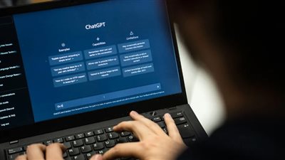 أوعى تحكي أسرارك للذكاء الاصطناعي.. 9 حاجات ما ينفعش تقولهم لروبوتات AI