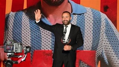أحمد السقا يحصد جائزة أفضل ممثل سينما عن فيلم 