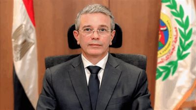 رئيس مصلحة الجمارك: التحول الإلكتروني يسرع الإفراج عن الشحنات بالموانئ