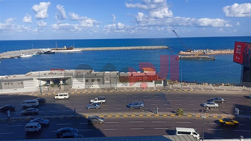غلق شواطئ الإسكندرية بسبب سوء الأحوال الجوية 