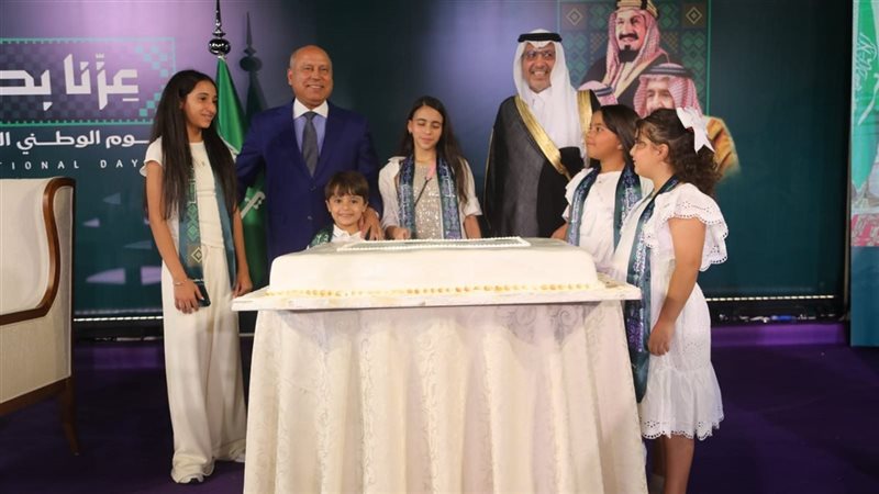 كامل الوزير بالسفارة السعودية 