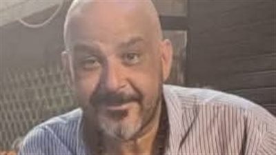 غياب نجوم الفن عن حضور جنازة المخرج أحمد لطفي من مسجد عمرو بن العاص