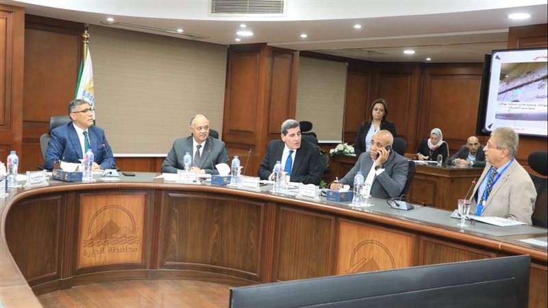 اجتماع محافظة الجيزة