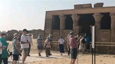 مع انطلاق الموسم السياحي.. المنيا تستقبل وفوداً أجنبية بمناطقها الأثرية