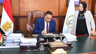 محافظ مطروح يعتمد تنسيق المرحلة الخامسة للقبول بمدارس التعليم الثانوي العام