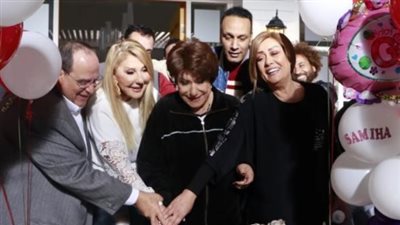 نادية الجندي تستعيد ذكريات «سكر زيادة» مع الراحلة سميحة أيوب وتودعها بكلمات مؤثرة