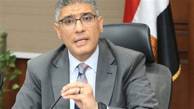 محافظة الجيزة تنفذ تركيب أسوار خرسانية بأرض المطاحن في فيصل | تعرف على السبب