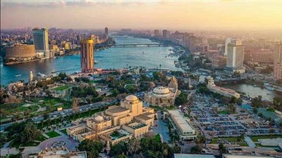 مراسل «القاهرة الإخبارية»: الدولة المصرية تدعم السياحة عبر تطوير البنية التحتية والمتاحف 