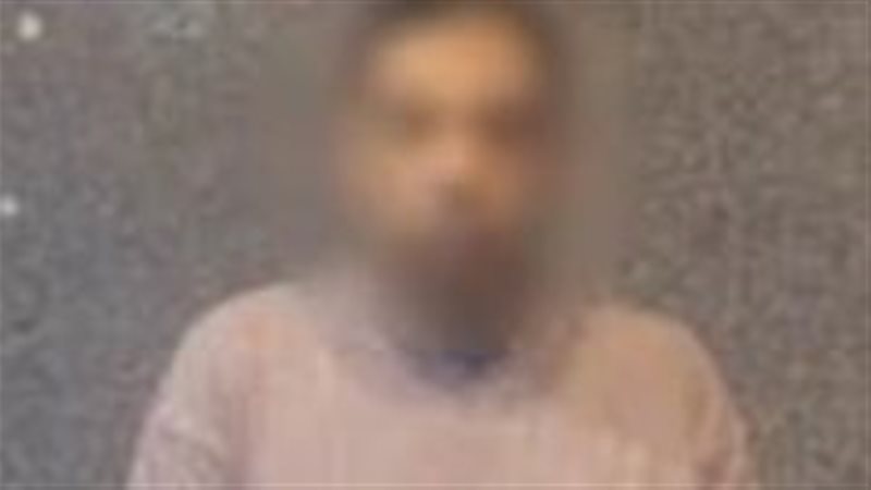 ضبط مالك مصنع غير مرخص بالقاهرة لتقليد الملابس 