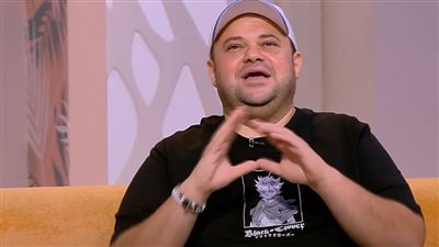 مدحت تيخا: المودة والرحمة أساس البيت.. والتفاهم مع زوجتي سر السعادة