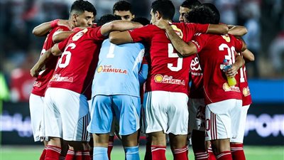 نجم الأهلي السابق : صدارة الزمالك وهمية والأهلي سيعود لمكانه الطبيعي بالقمة
