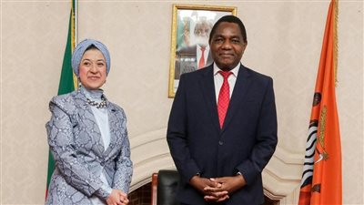 السفيرة المصرية تبحث مع رئيس زامبيا تعزيز العلاقات بين البلدين 