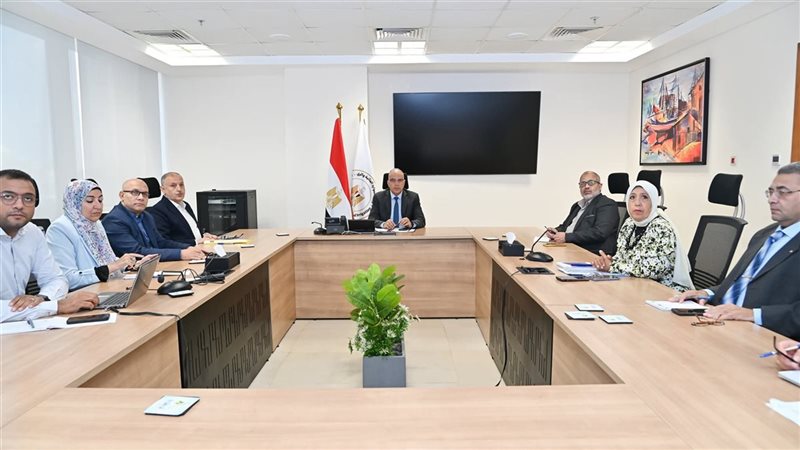 خلال الاجتماع