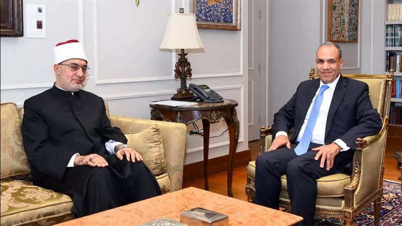 وزير الخارجية يستقبل مفتي الجمهورية