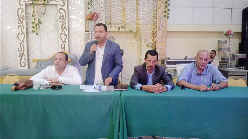  مدير تعليمية إطسا بالفيوم يجتمع بمديري التعليم والمدارس