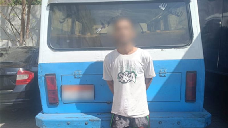 ضبط سائق ميكروباص تعدى على قائد أتوبيس سياحي
