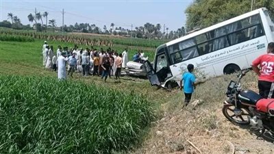 إصابة 31 طفلا إثر تصادم أتوبيس مدرسة وسيارة نقل بطريق القصير– سفاجا